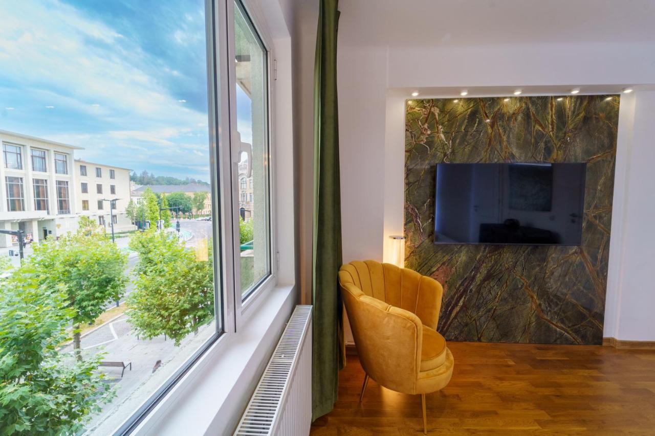 Main Square 5 Star Luxury Apartment With View Cluj-Napoca Exterior foto